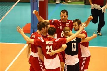 Poland secured a berth at the Rio 2016 Olympics after securing their fifth straight victory ©FIVB