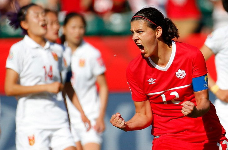 Sinclair strikes late to hand hosts opening day victory at Women's World Cup