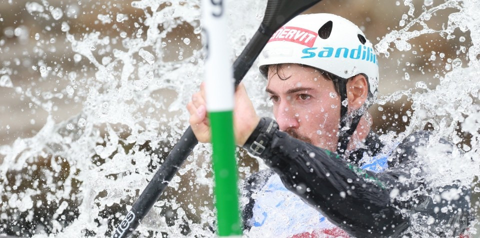 Italy’s Giovanni de Gennaro held off a strong challenge from compatriot Daniele Molmenti to claim the K1M title at the 2016 ICF Canoe Slalom World Cup in Ivrea ©Getty Images