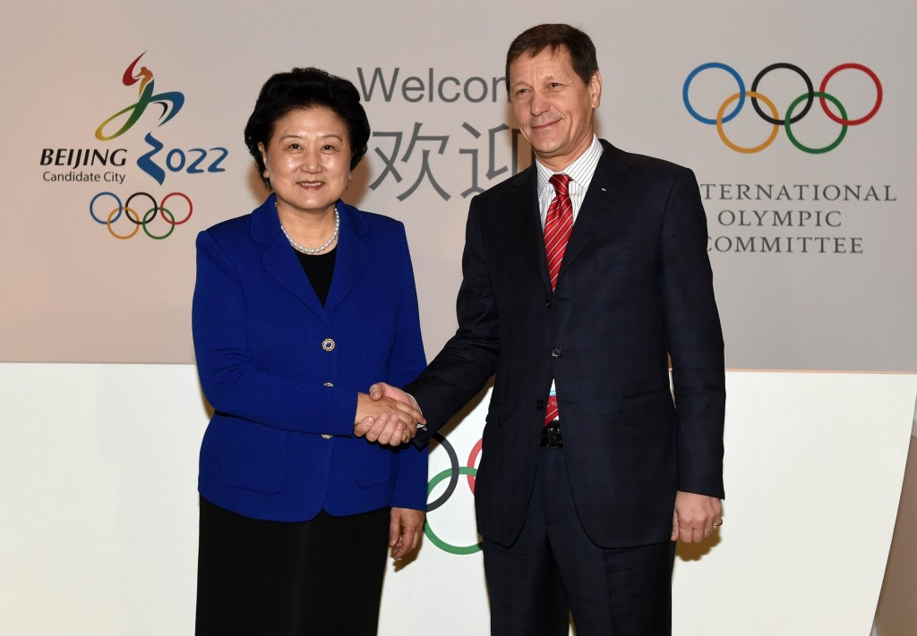 Chinese vice-premier Liu Yandong (left), pictured with IOC Evaluation Commission chair Alexander Zhukov, will lead Beijing's delegation ©Beijing 2022