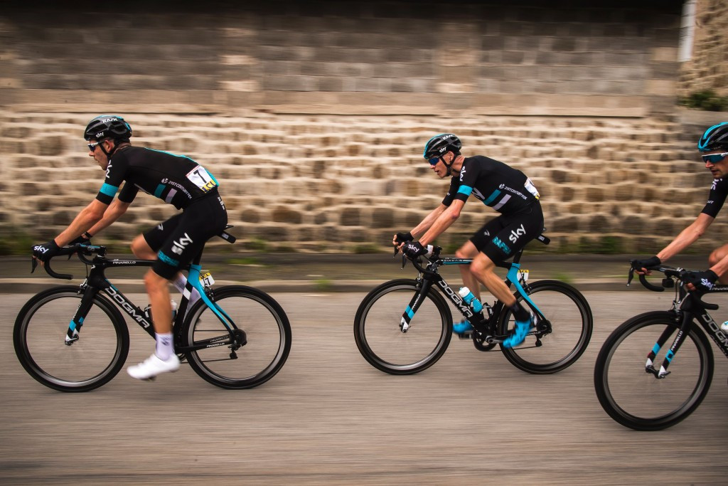 Chris Froome (centre) moved within four seconds of the lead at the Dauphine ©Getty Images