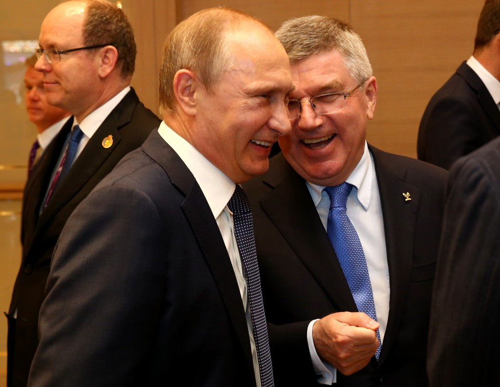 Thomas Bach (right) enjoys a close relationship with Russian President Vladimir Putin ©Getty Images