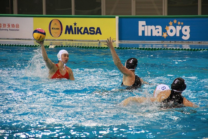 China delighted the home crowd by reaching the semi-finals and they will take on the United States