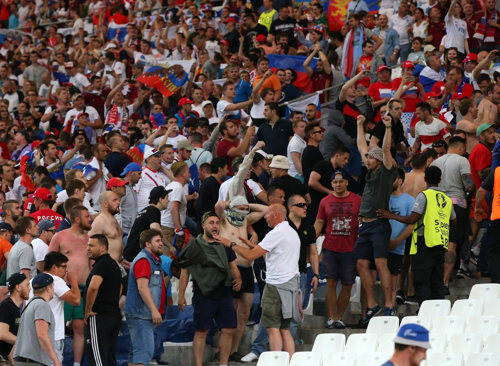 Russia handed suspended disqualification from Euro 2016 by UEFA after crowd violence