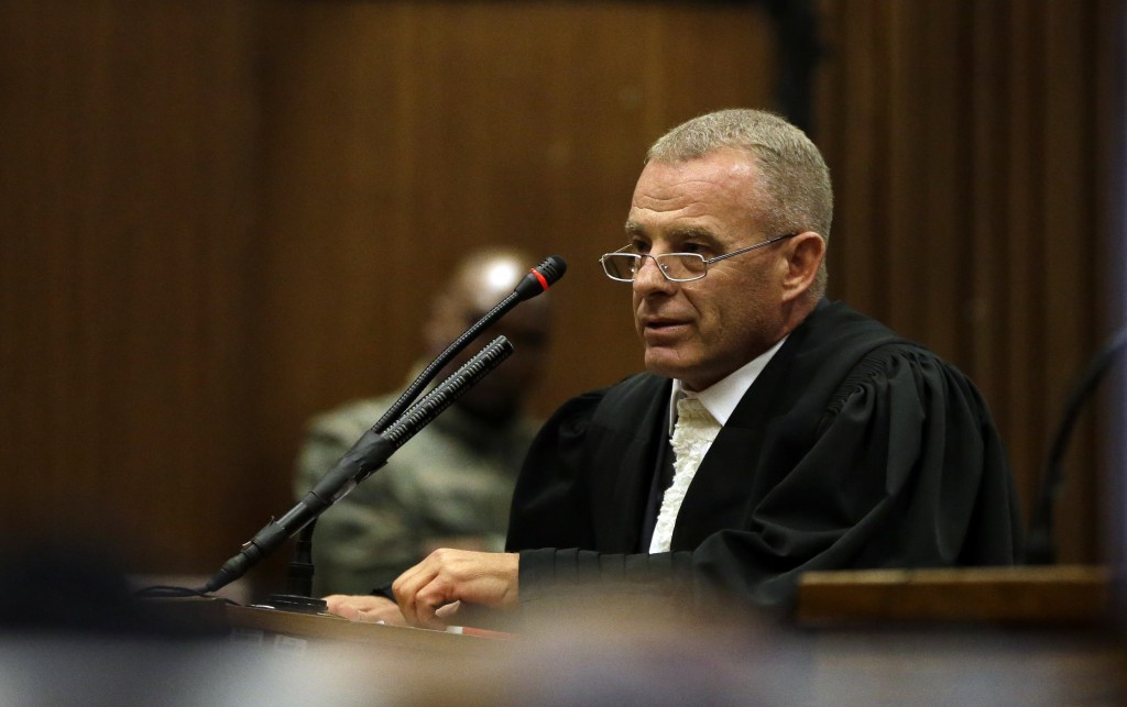 Prosecutor Gerrie Nel says 15 years is the minimum term Oscar Pistorius should be given for killing Reeva Steenkamp