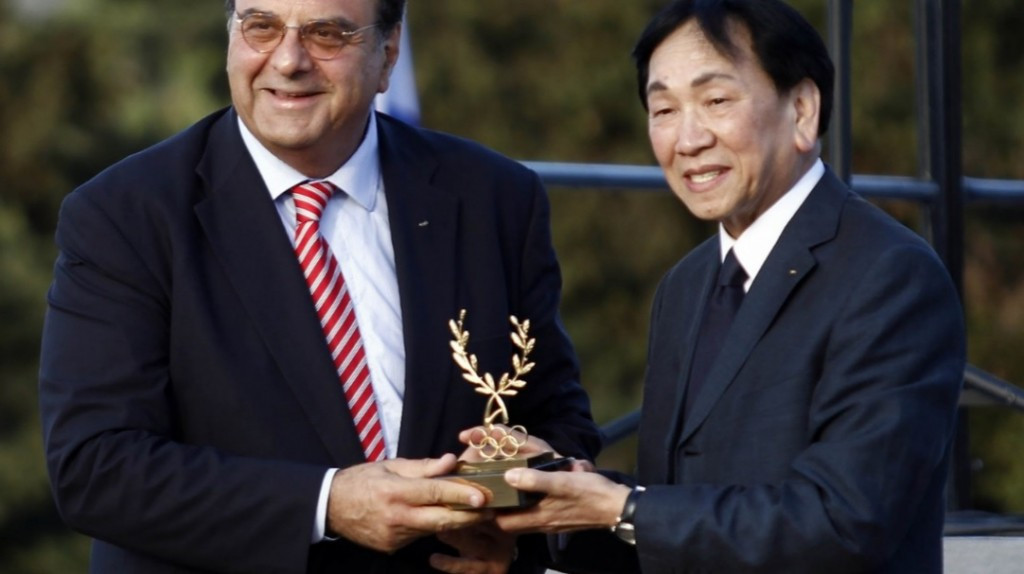 AIBA President Wu receives Olympia Award