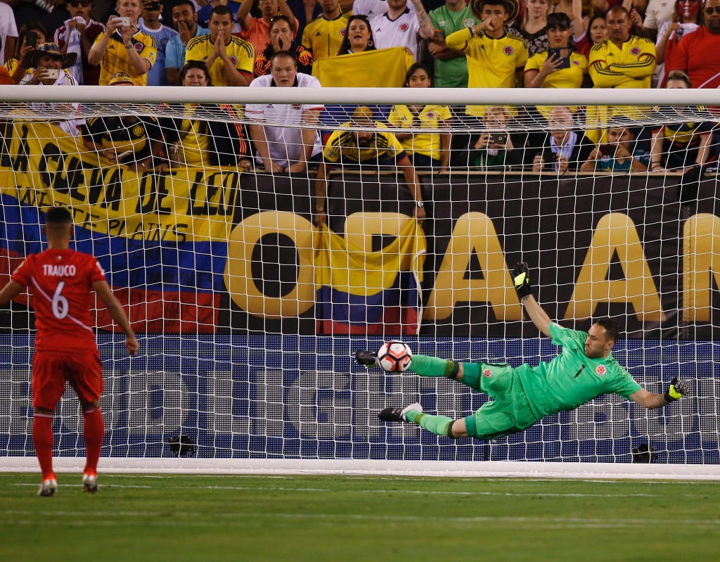 Heroic Ospina secures penalty shoot-out victory for Colombia at Copa América Centenario
