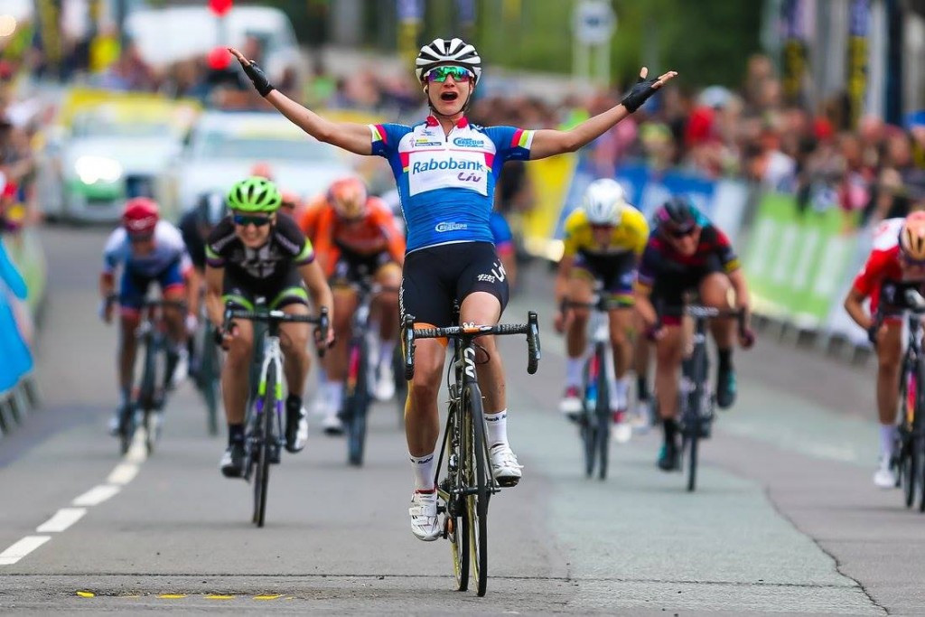 Vos sprints to stage four win at Women's Tour but Armitstead retains overall lead
