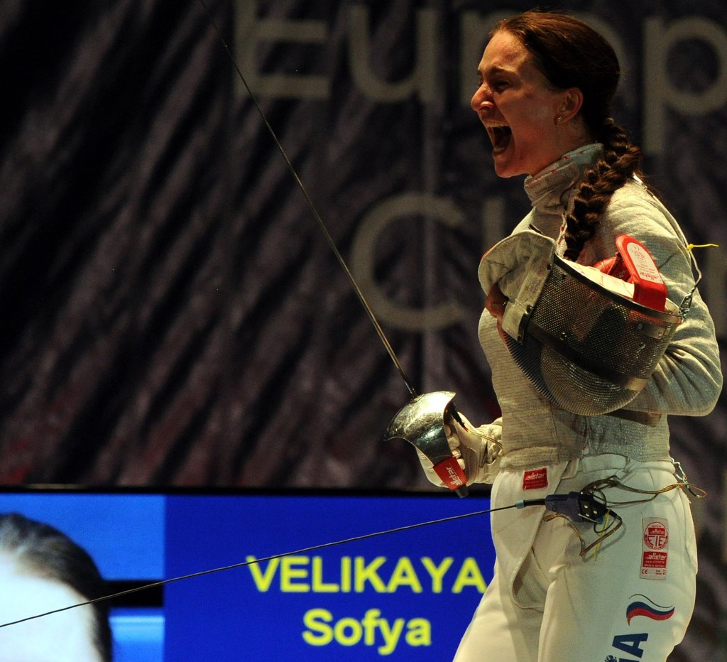 Sofya Velikaya defended her women's sabre title in Toruń ©Getty Images