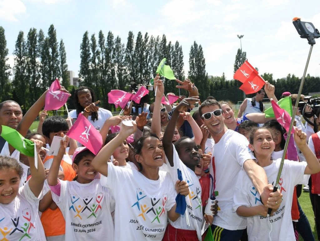 Paris 2024 celebrated Olympic Day by inviting children from over the French capital to take part in various sports ©Paris 2024