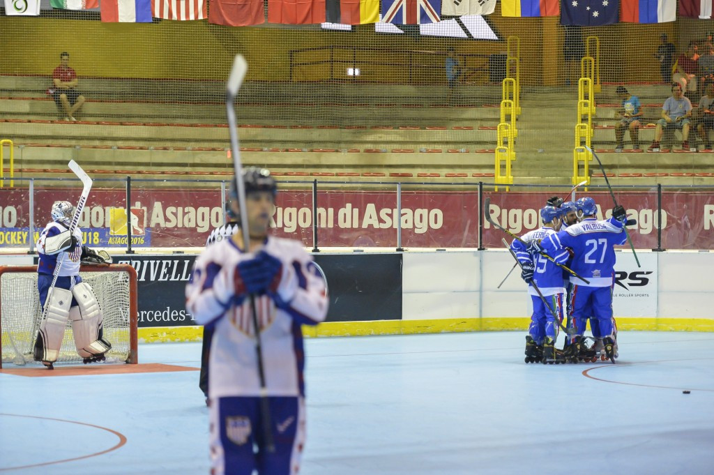 Hosts to meet defending champions in men's FIRS Inline Hockey World Championships final