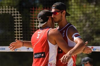Organisers made the decision to hold men's qualifying over two days rather than one ©FIVB