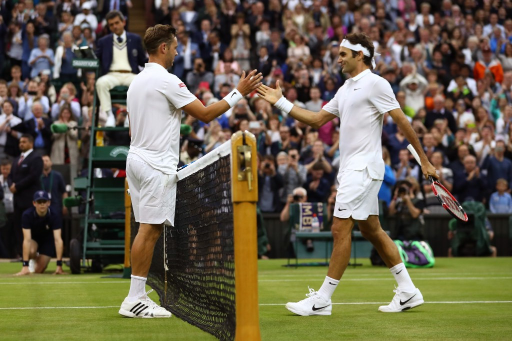 Federer ends Willis' remarkable run to reach third round at Wimbledon
