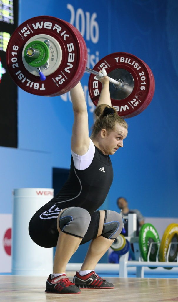 Ukraine's Iryna Dekha topped the women's 75kg podium ©IWF