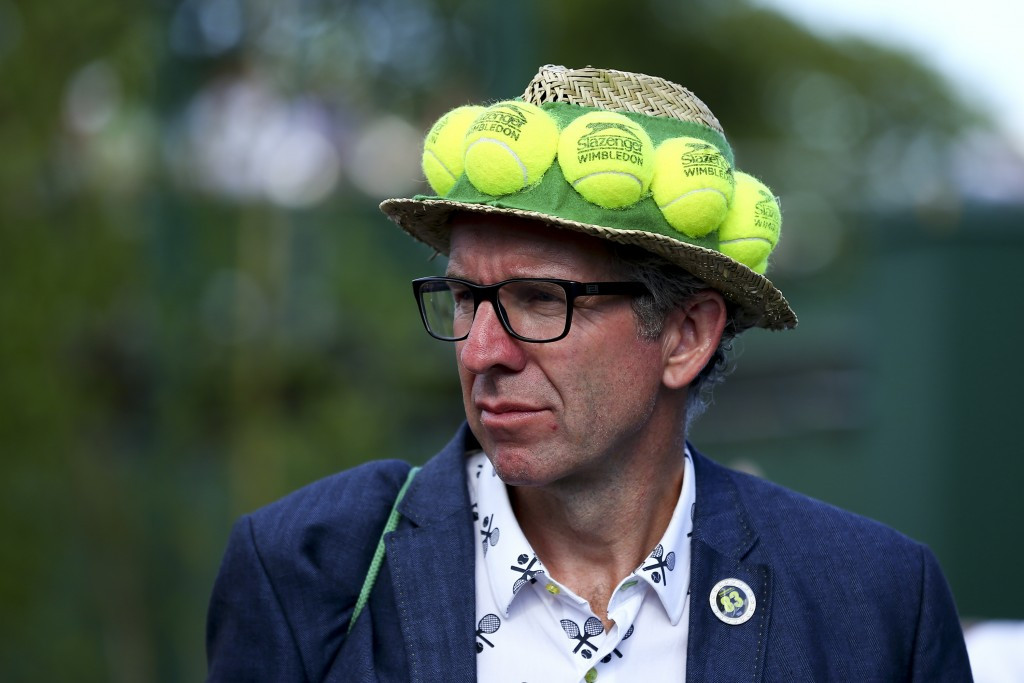 A spectator donning tennis-themed atire ©Getty Images