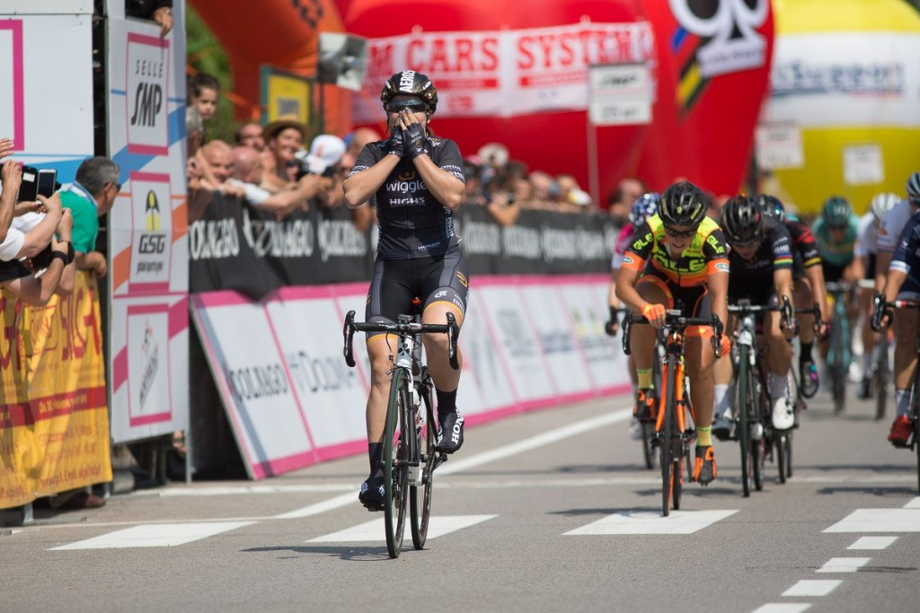 Hosking earns sprint success on third stage of Giro d’Italia Internazionale Femminine 