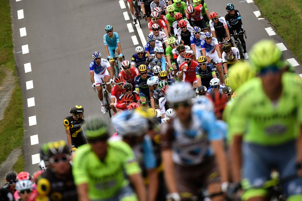 The peloton early on during the 223.5km stage ©Getty Images