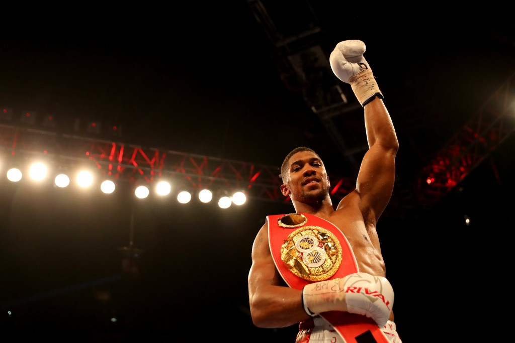 Anthony Joshua has been installed as an early bookmakers favourite ©Getty Images