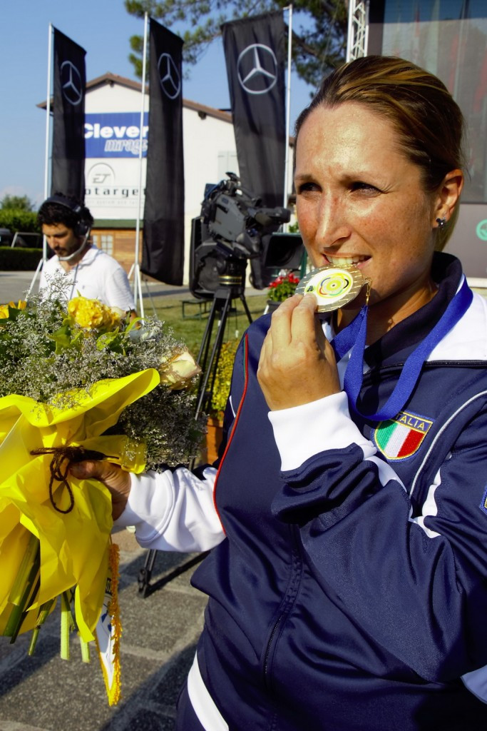 Former Olympic champion Chiara Cainero won the women’s skeet title at the European Shotgun Championship in Lonato del Garda ©ESC