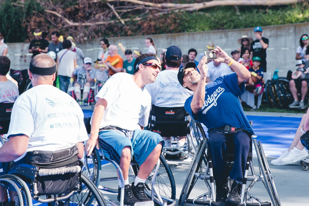 American actor Adam Sandler supported the event by participating in a celebrity wheelchair basketball game ©Los Angeles 2024