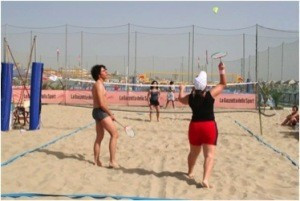 Major badminton tournaments could be held outdoors and on beaches ©Beach Badminton