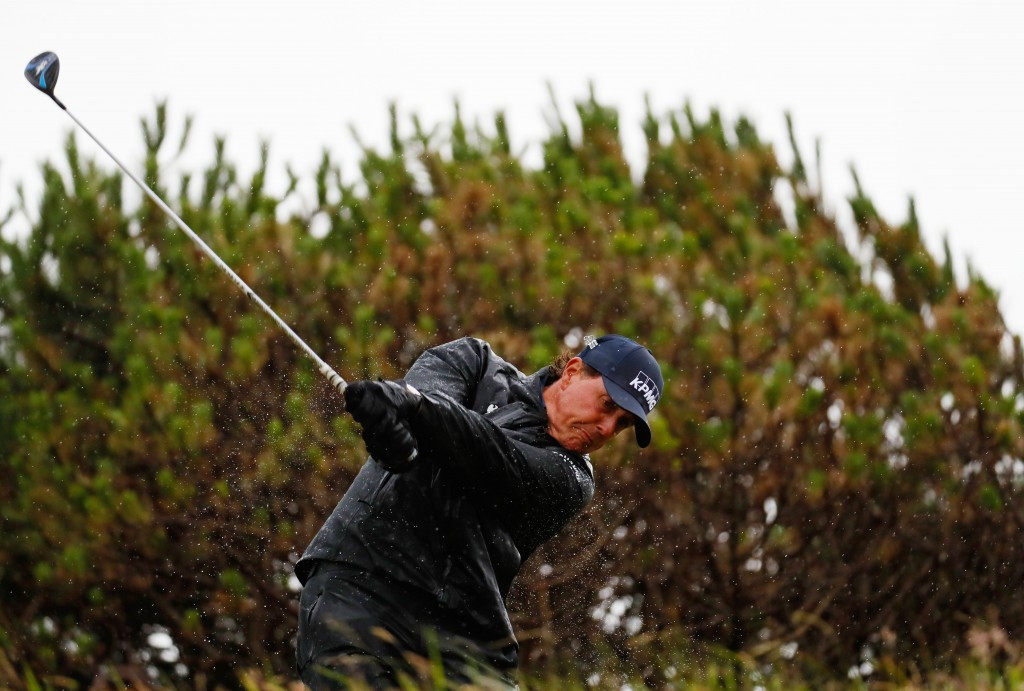 Mickelson survived tough conditions on his way to finishing on two-under-par for the day ©Getty Images
