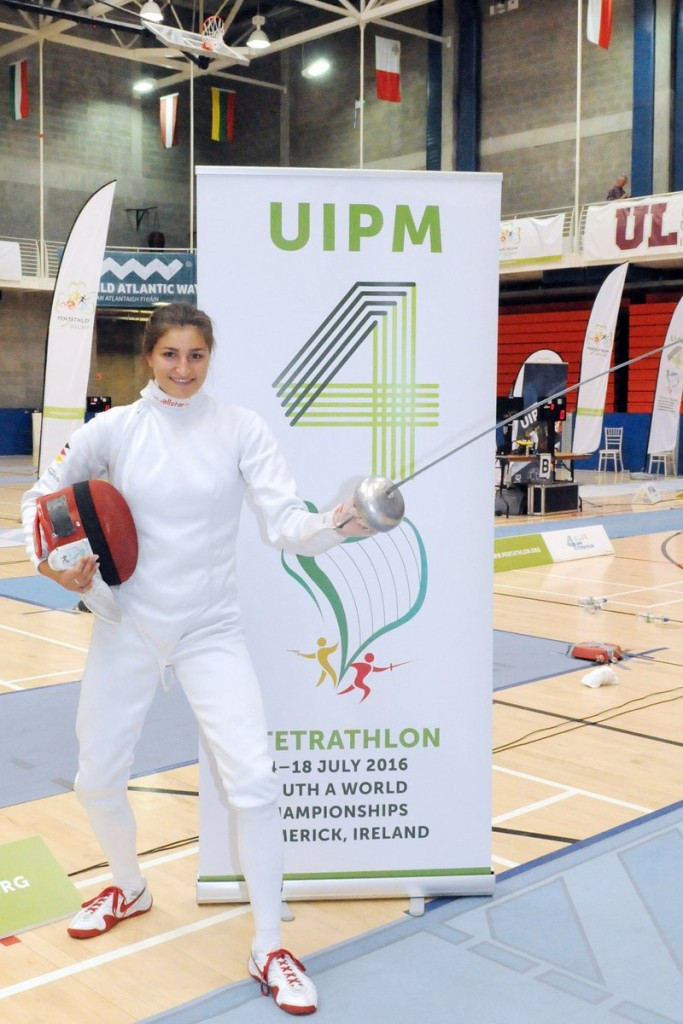 Germany’s Rebecca Langrehr set a world record for youth fencing ©UIPM/Twitter