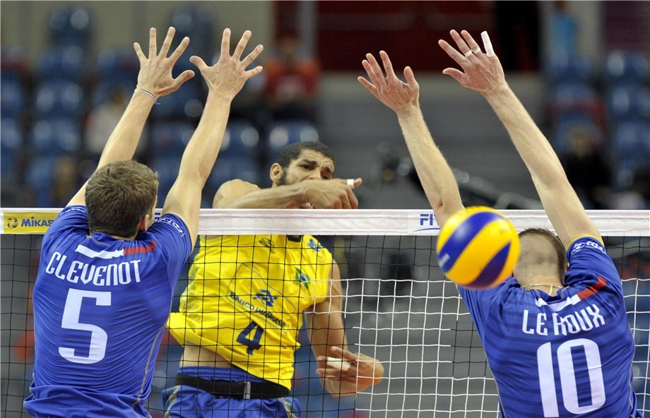 Brazil end French hopes to reach final of FIVB World League