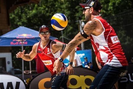 Austria’s Clemens Doppler and Alexander Horst are the team to beat in the men's competition ©FIVB