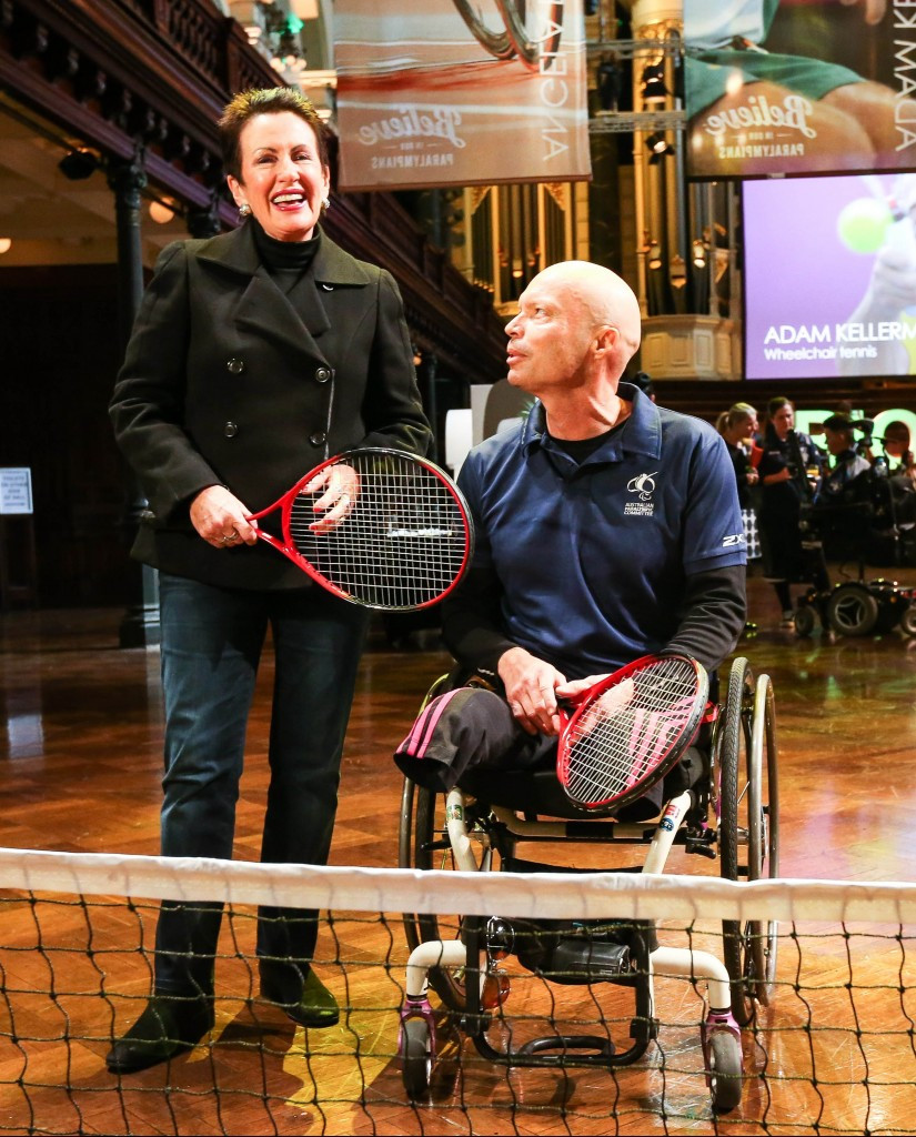Sydney's Lord Mayor Clover Moore with wheelchair tennis player David Hall ©APC