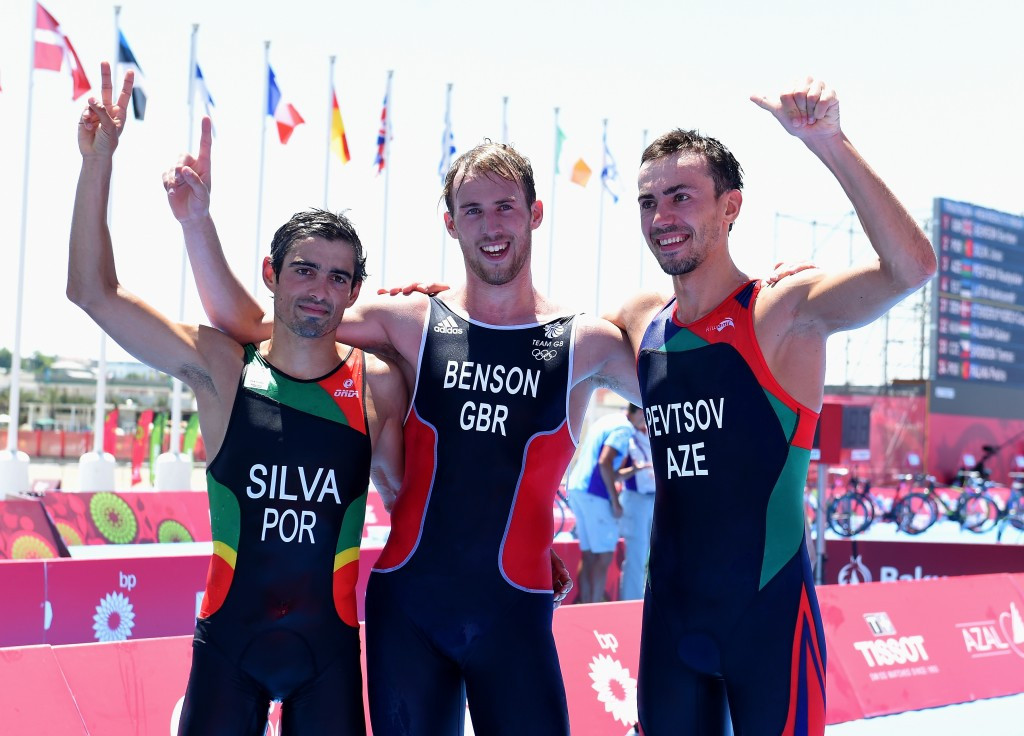 Gordon Benson celebrates with his fellow medal winners after claiming Britain's first gold of Baku 2015 ©Getty Images
