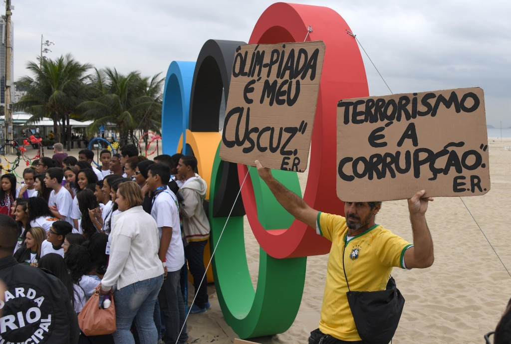 IOC to adopt lenient approach to deal with likely political protests during Rio 2016
