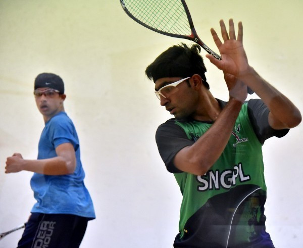 Kashif Asif, a 16-year-old from Lahore , despatched Karim Magdy 12-10, 11-3, 9-11, 11-1 in 72 minutes © WSF