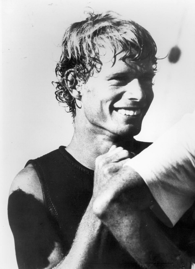 Australian surfing legend dies aged 71