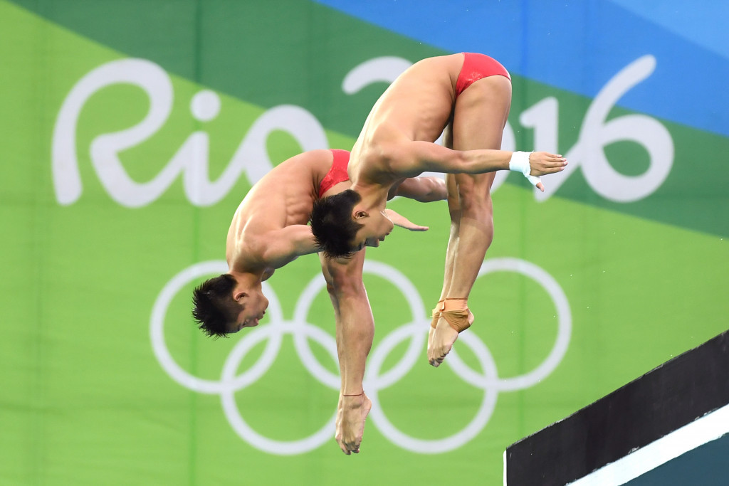 Chinese pair Chen Aisen and Lin Yue won the men's 10m synchronised platform title ©Getty Images