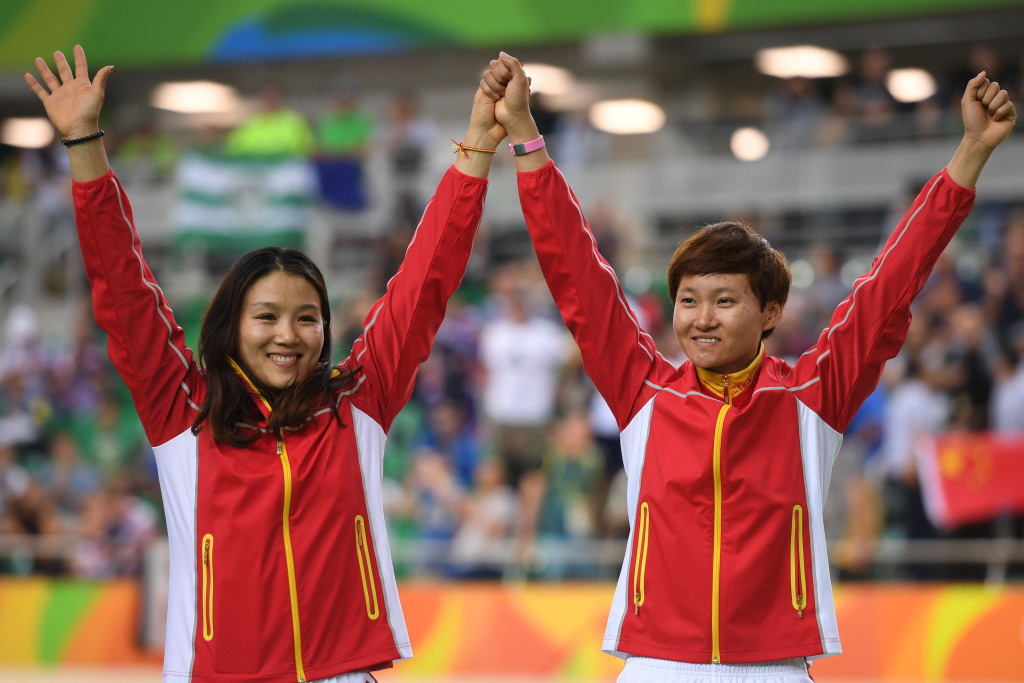 Gong Jinjie and Zhong Tianshi celebrate Chinese team sprint gold ©Getty Images