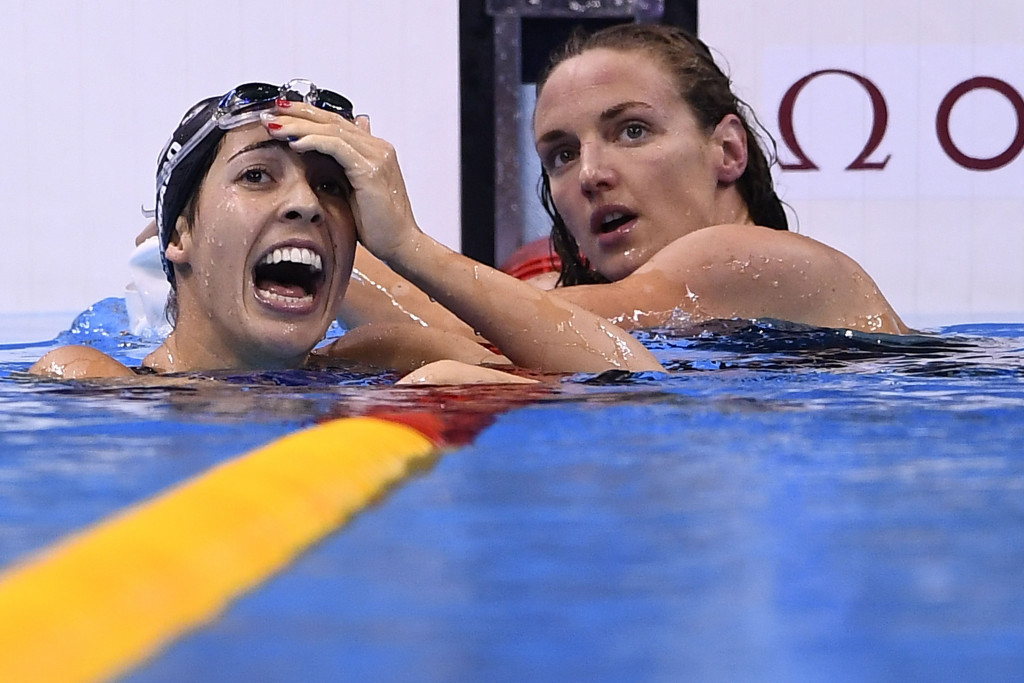 America's Maya Dirado, left, shocked Hungary's Katinka Hosszu in the 200m backstroke ©Getty Images