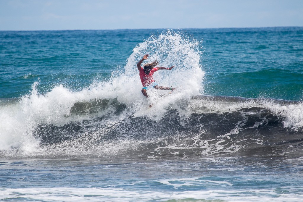 Peru return to top of standings at ISA World Surfing Games