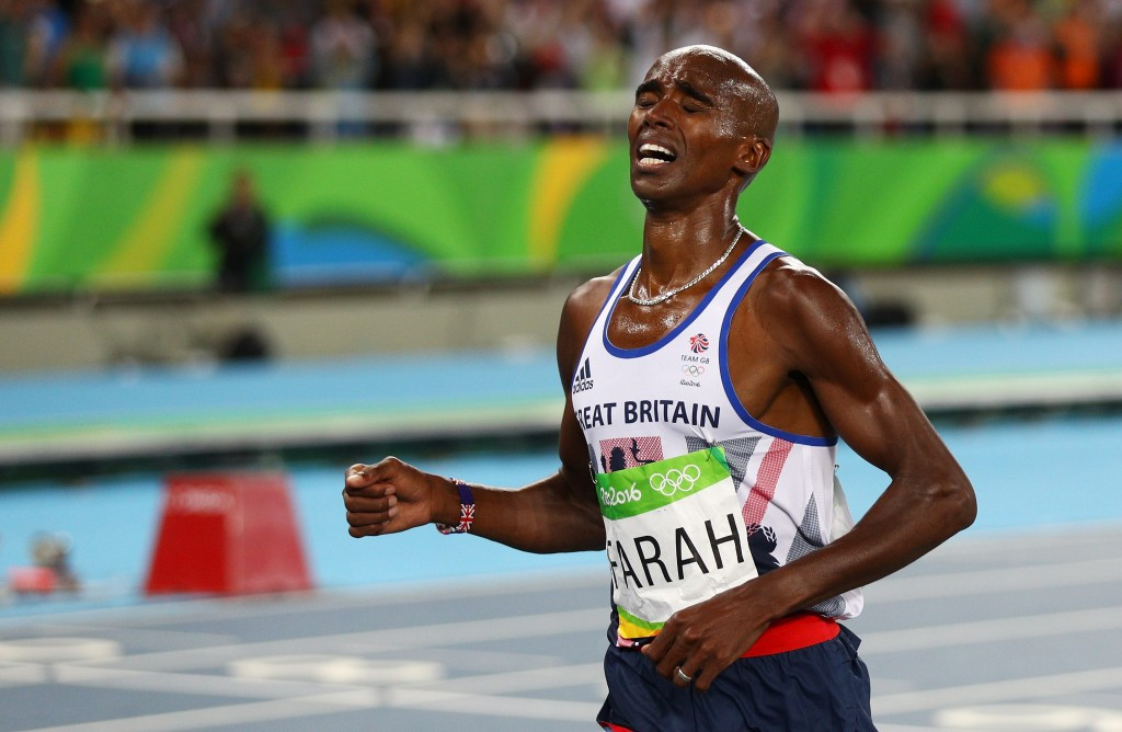 Mo Farah successfully defends his Olympic 10,000m title in Rio ©Getty Images