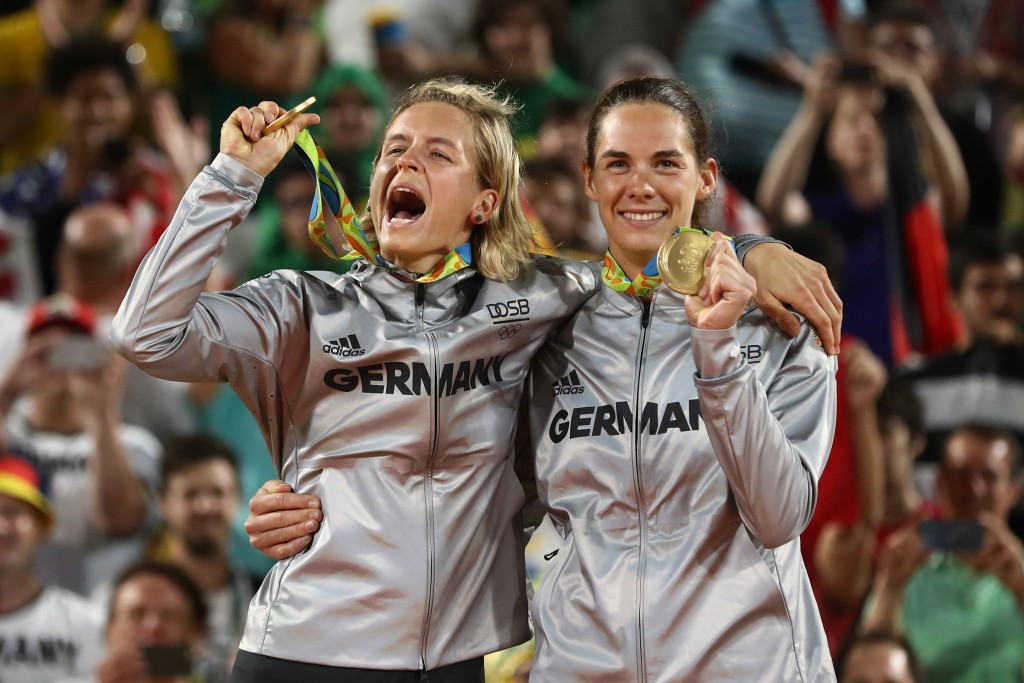  Laura Ludwig and Kira Walkenhorst celebrate their superb gold medal ©Getty Images