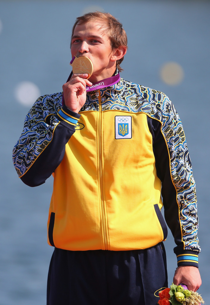 Yuriy Cheban of Ukraine successfully defended his men's 200m canoe sprint title ©Getty Images