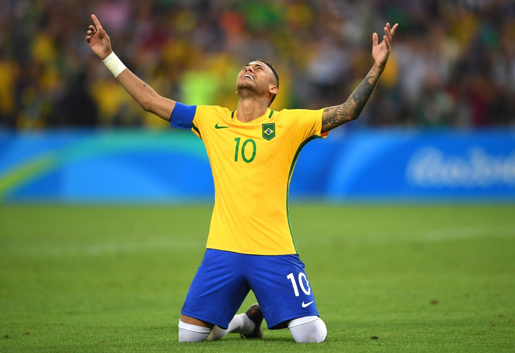 Neymar celebrates after leading Brazil to the long awaited gold ©Getty Images