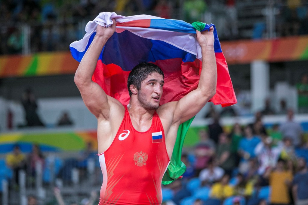 Olympic champion Sadulaev preparing for training after COVID-19 recovery