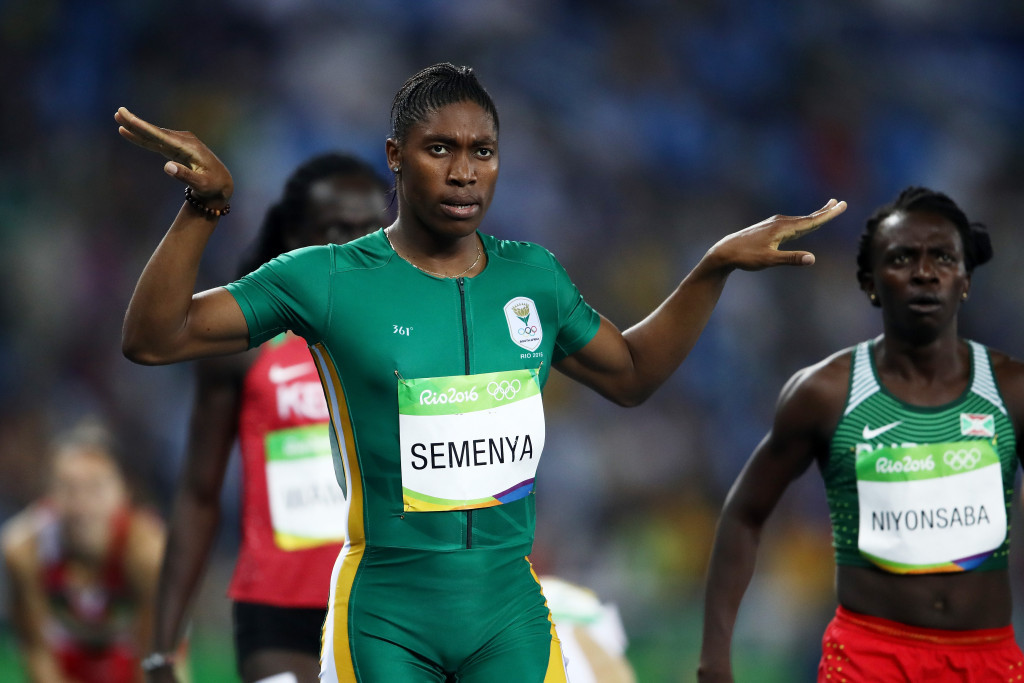 Caster Semenya celebrates a blistering women's 800m title ©Getty Images