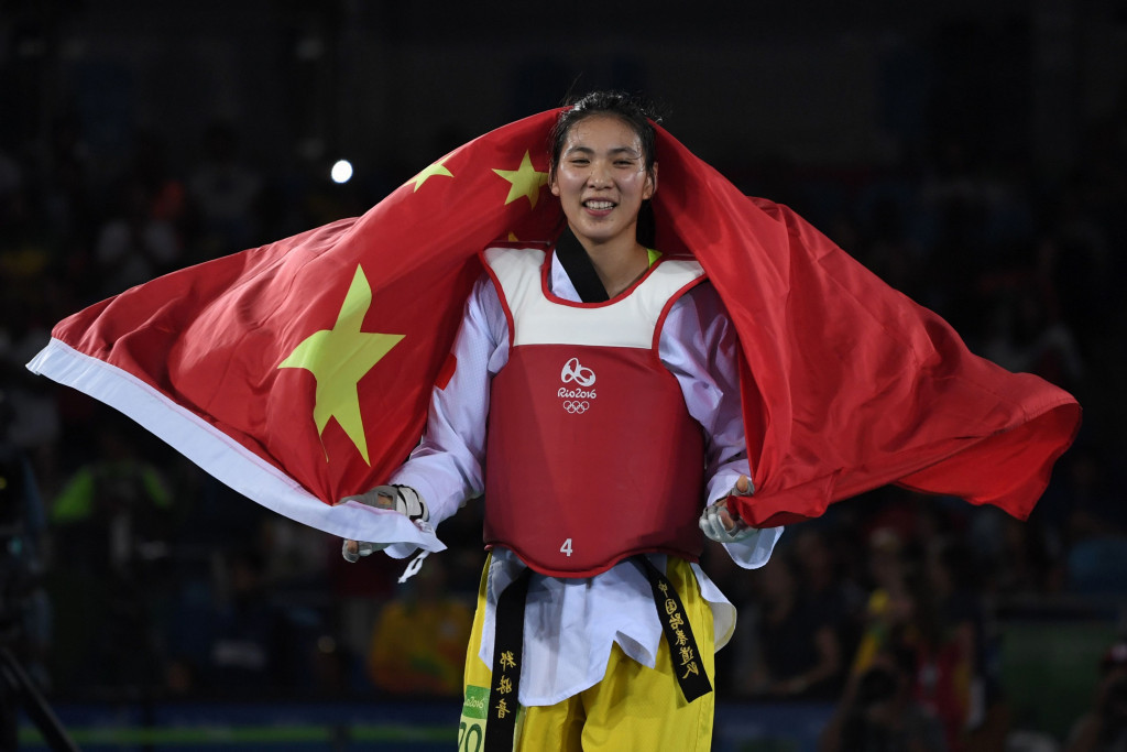 Zheng Shuyin celebrates Chinese gold on the final day of Rio 2016 taekwondo action ©Getty Images