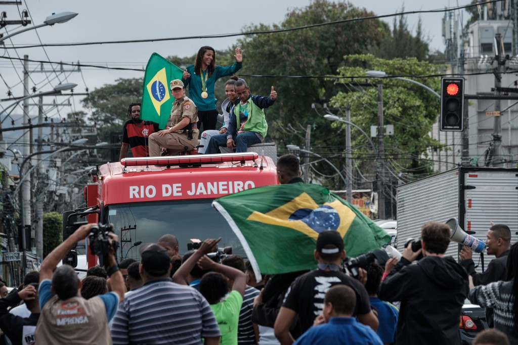 Rafaela Silva went on an open-top bus parade to celebrate winning the first home gold of Rio 2016 ©Getty Images