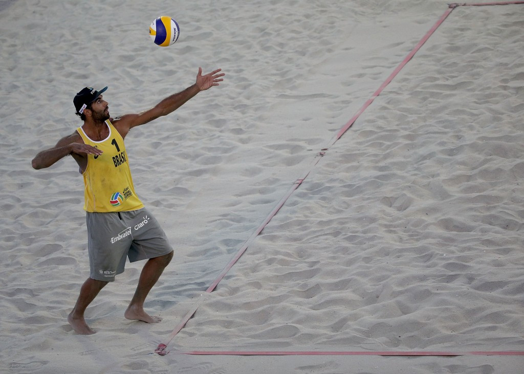 Pedro Solberg and Evandro Goncalves of Brazil and Americans Phil Dalhausser and Nick Lucena will contest the final of the FIVB Long Beach Grand Slam ©Getty Images