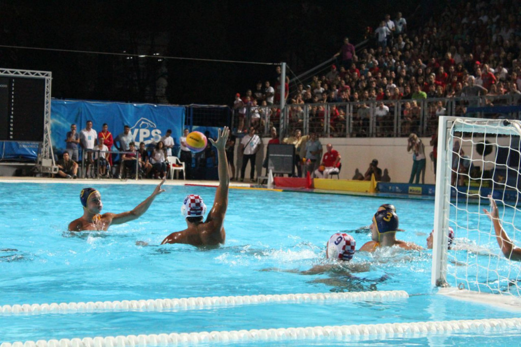 Croatia proved too strong for the home nation in front of a packed crowd ©FINA
