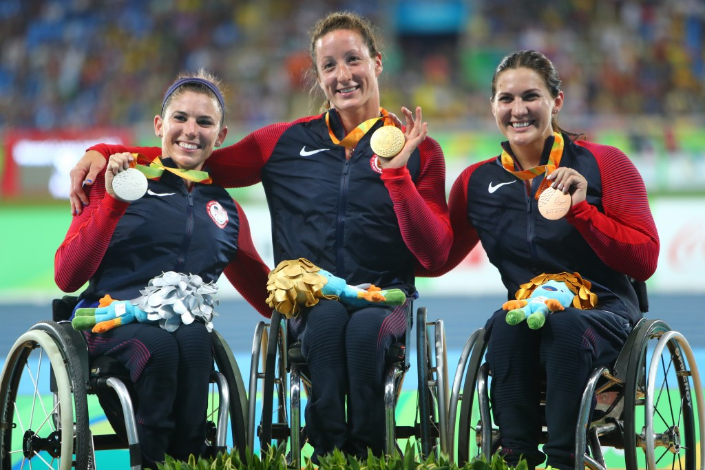 Tatyana McFadden spearheaded an American clean sweep in the women's 1,500m T54 ©Getty Images