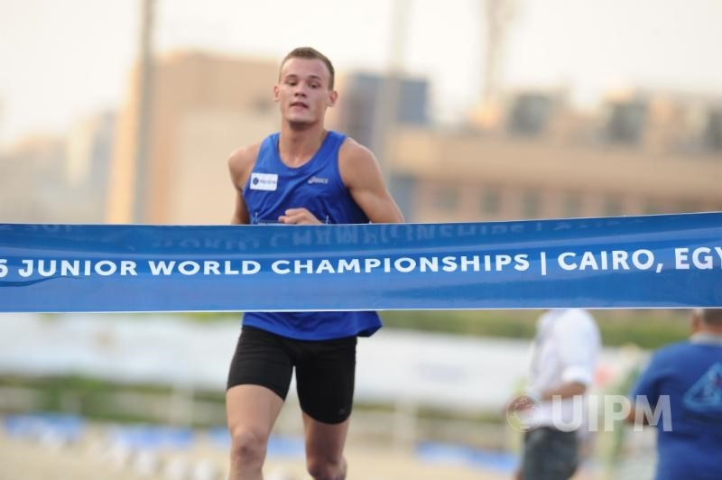 Russia celebrate second relay gold as men's team triumph in Cairo